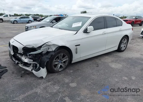 2013 BMW 528 из США, поврежденный, VIN WBAXG5C50DDY37857